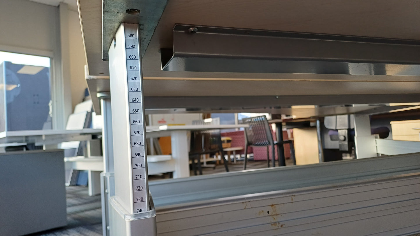Pintari 120° 3 Pod Desk