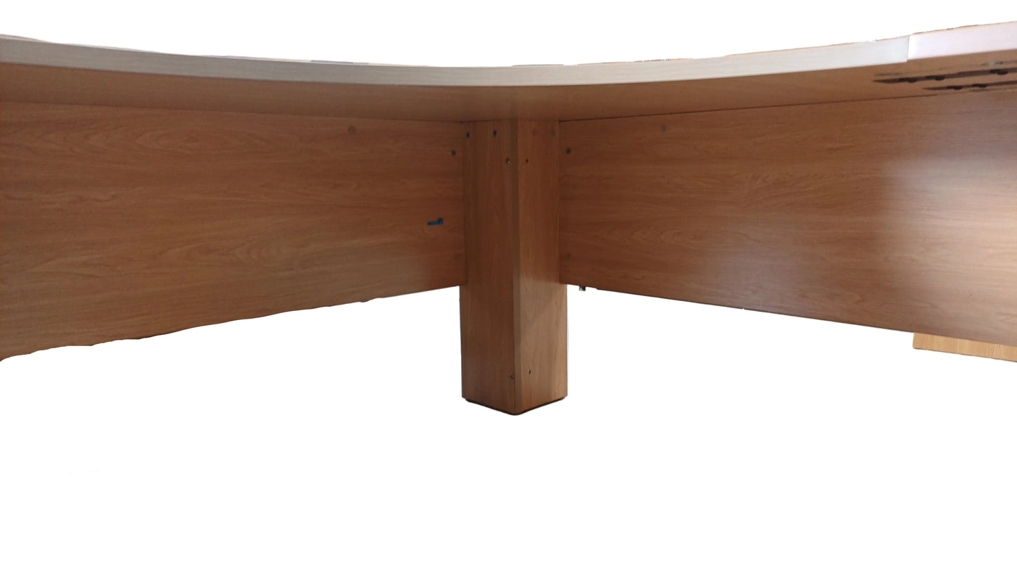 L shaped desk- 1800MM