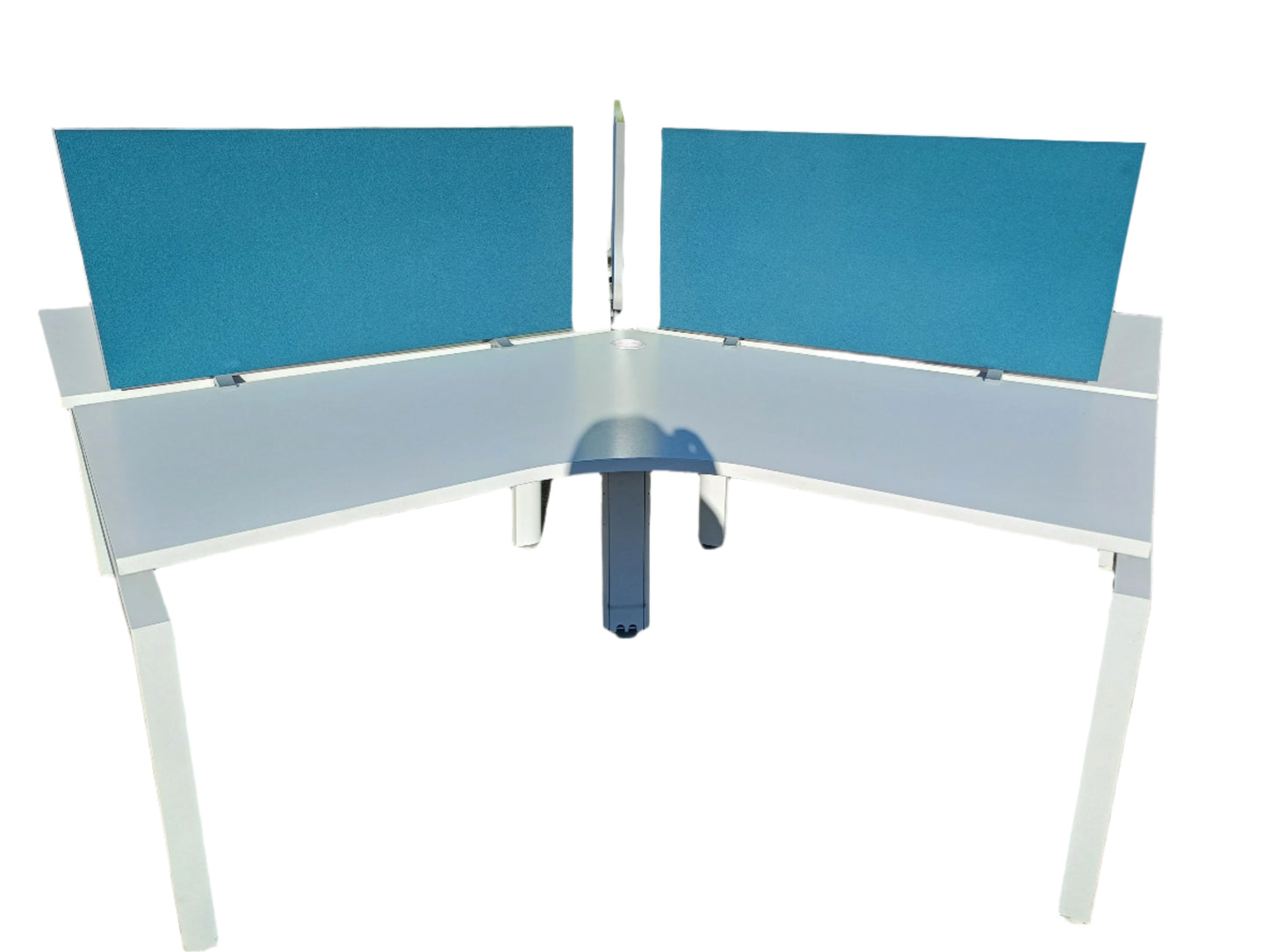 3 Person Pod Desk without Dividers