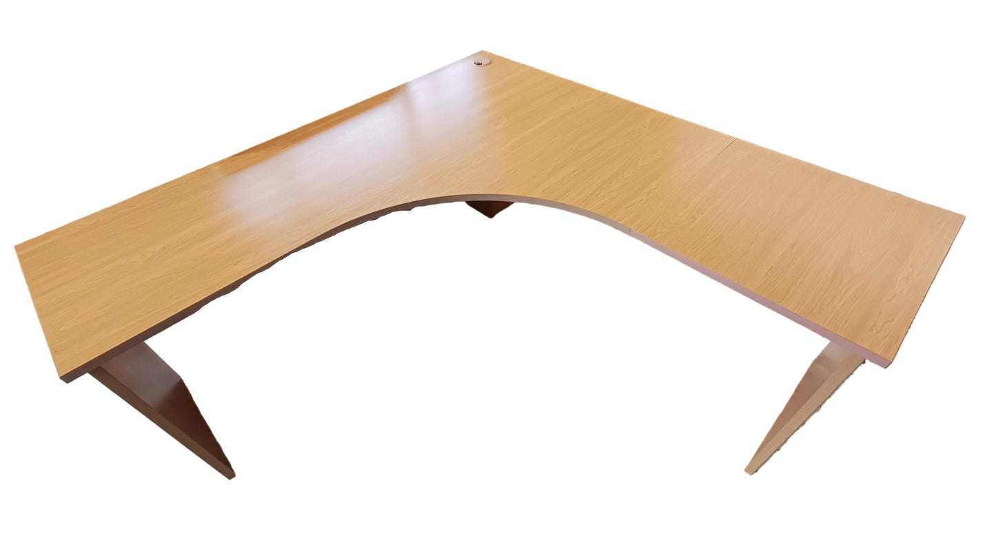 L shaped desk- 1800MM