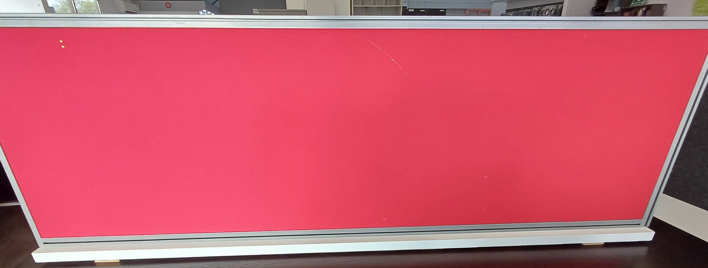 Red Partition - 1500mmW