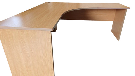 L shaped desk- 1800MM