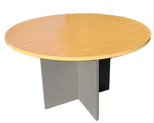 Round Table