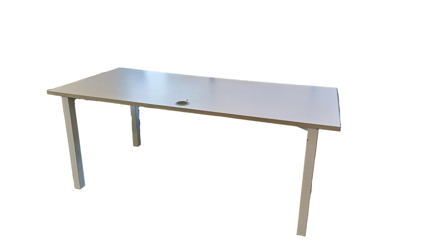Straight Desk-1800mm W